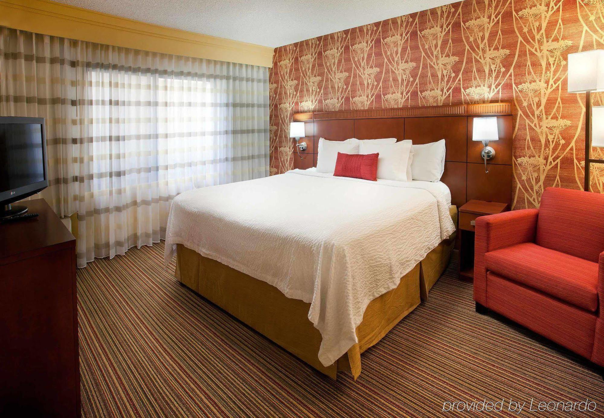Courtyard Sacramento Airport Natomas Hotell Rum bild