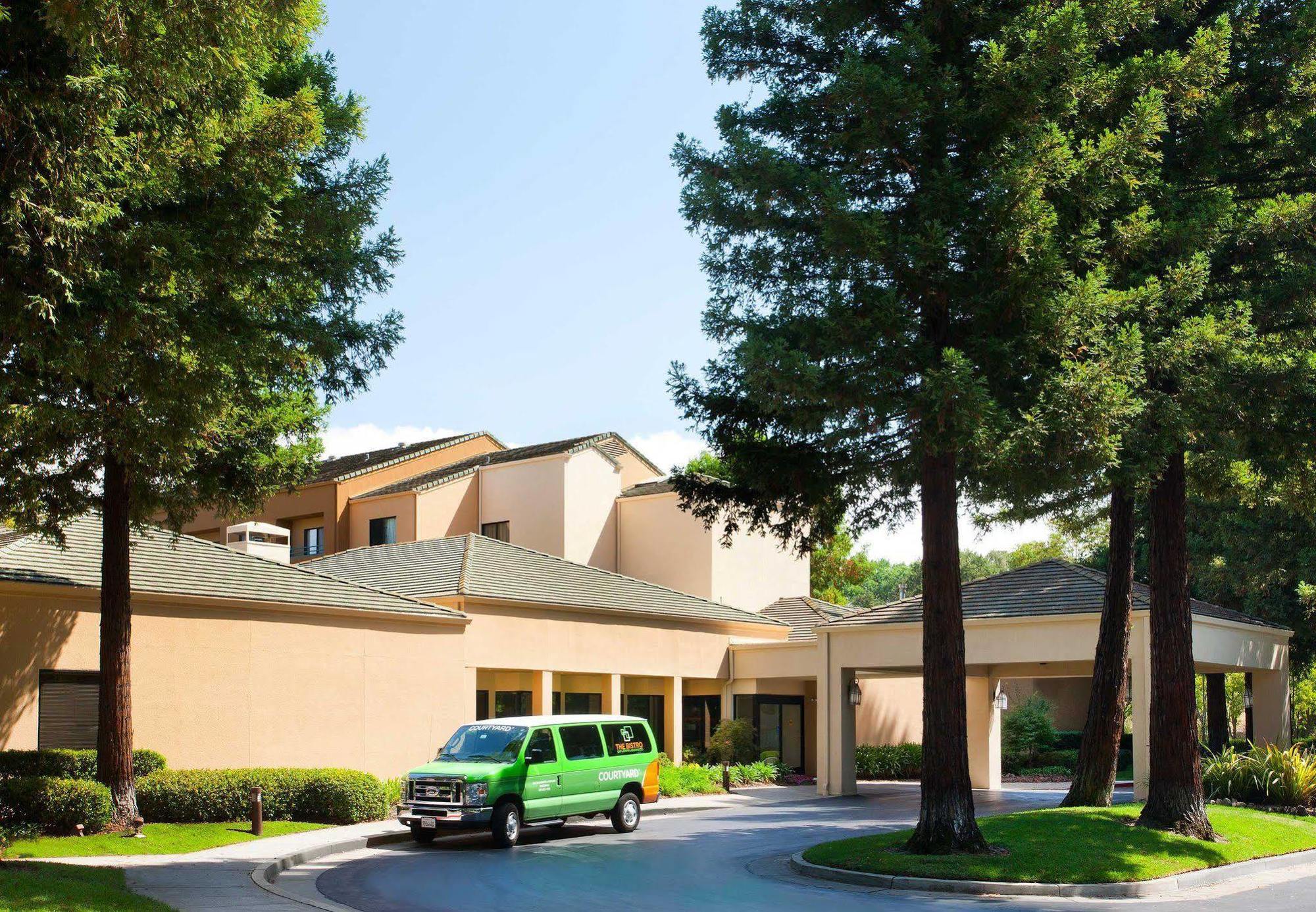 Courtyard Sacramento Airport Natomas Hotell Exteriör bild