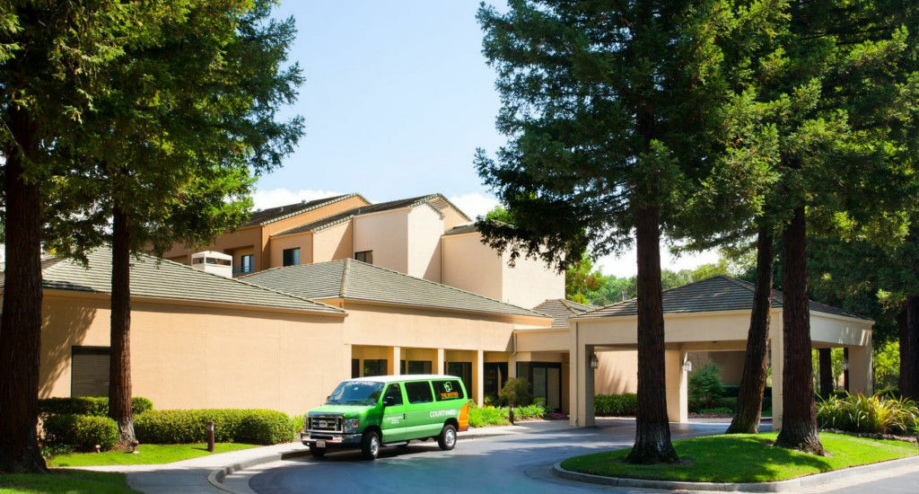 Courtyard Sacramento Airport Natomas Hotell Exteriör bild